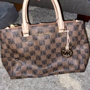 Michael Kors Signature Checkerboard Sutton Tote